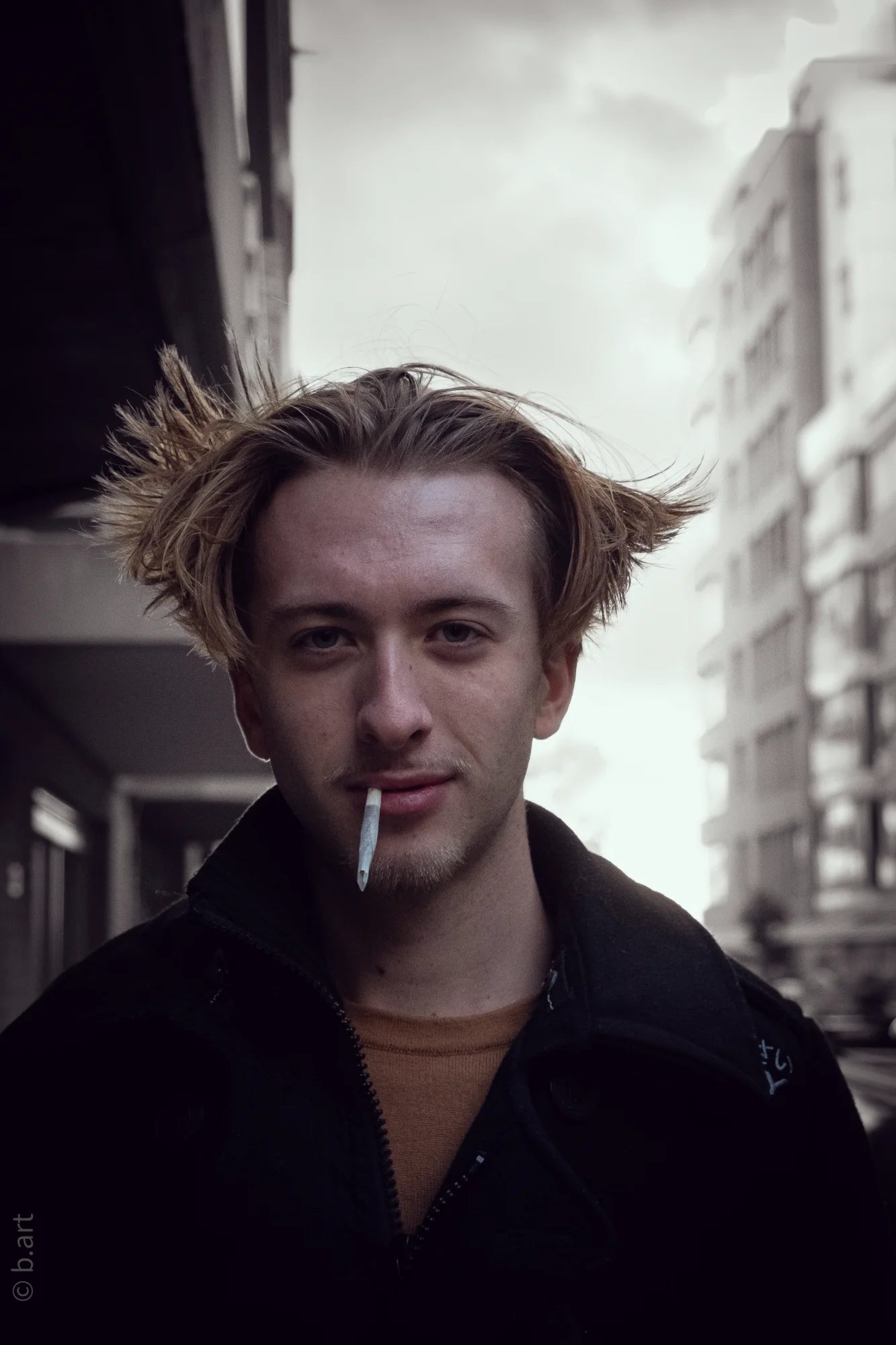 Rauw Straatportret — general photo by B.art, scored 7.4/10 by REVIEWR's AI critique