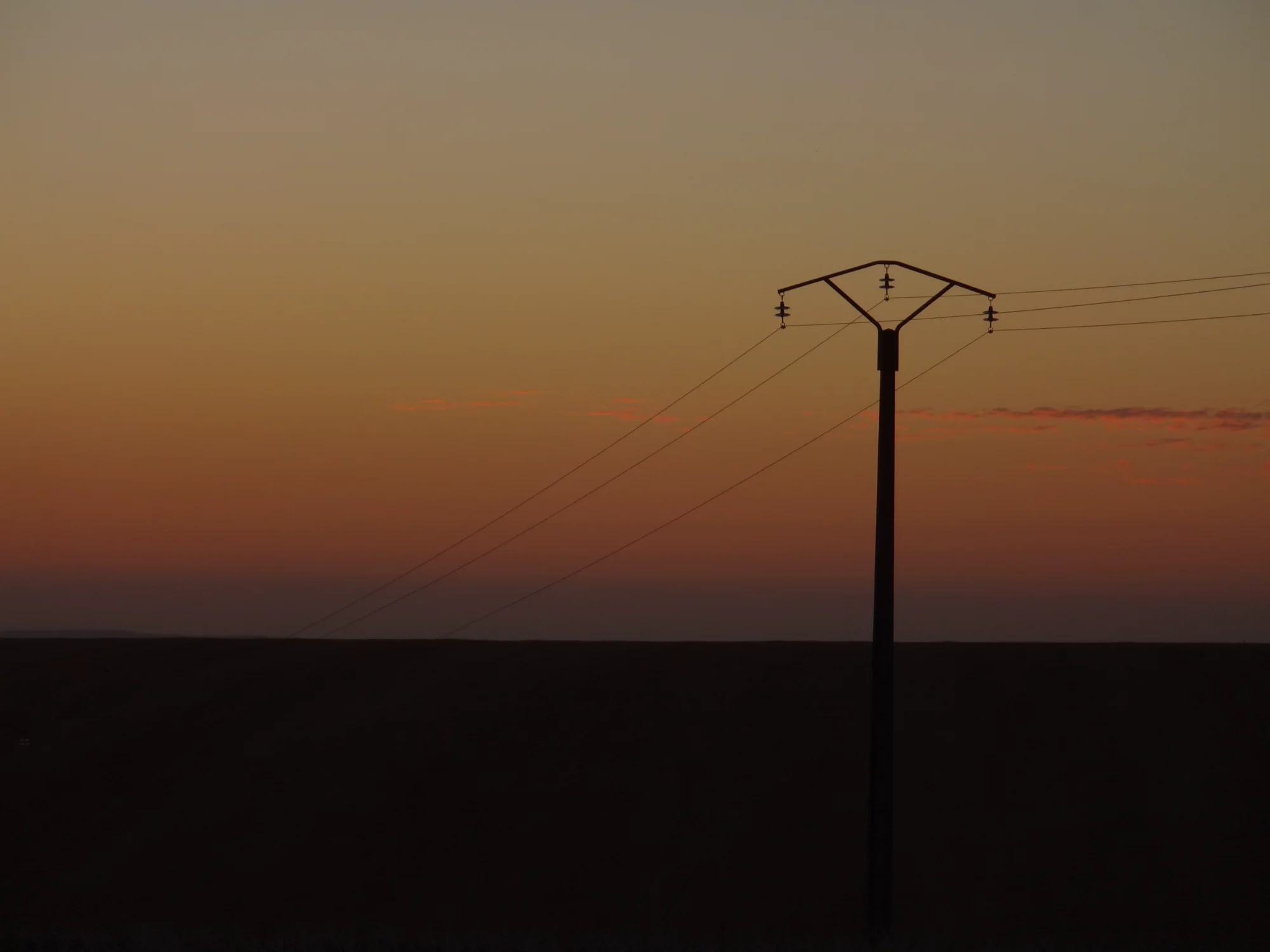 Landscape photo by Gurgul Iliam, scored 6.7/10 by REVIEWR's AI critique