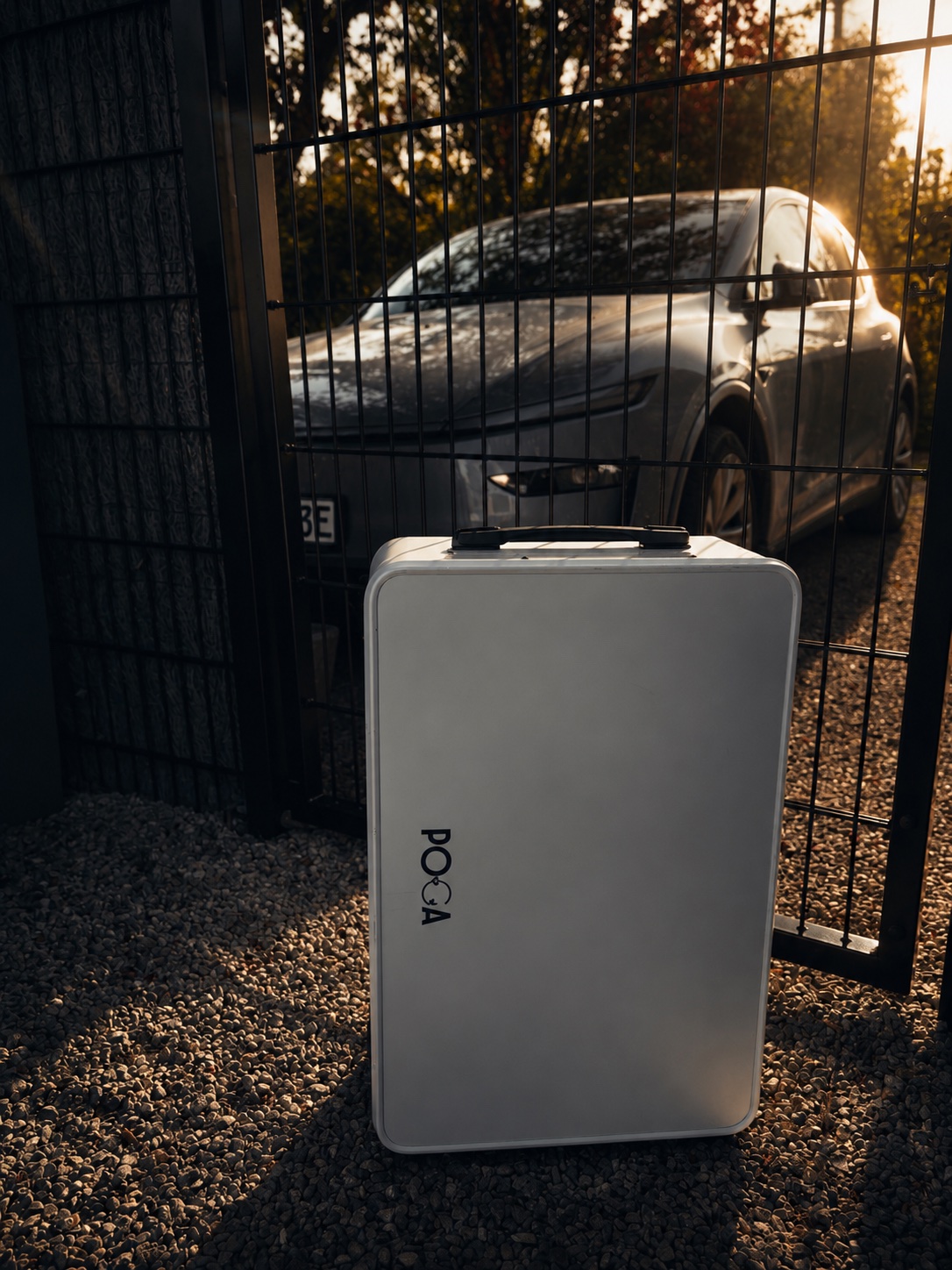 POGA Gaming Suitcase — product photo by Deni Dedic, scored 7.0/10 by REVIEWR's AI critique