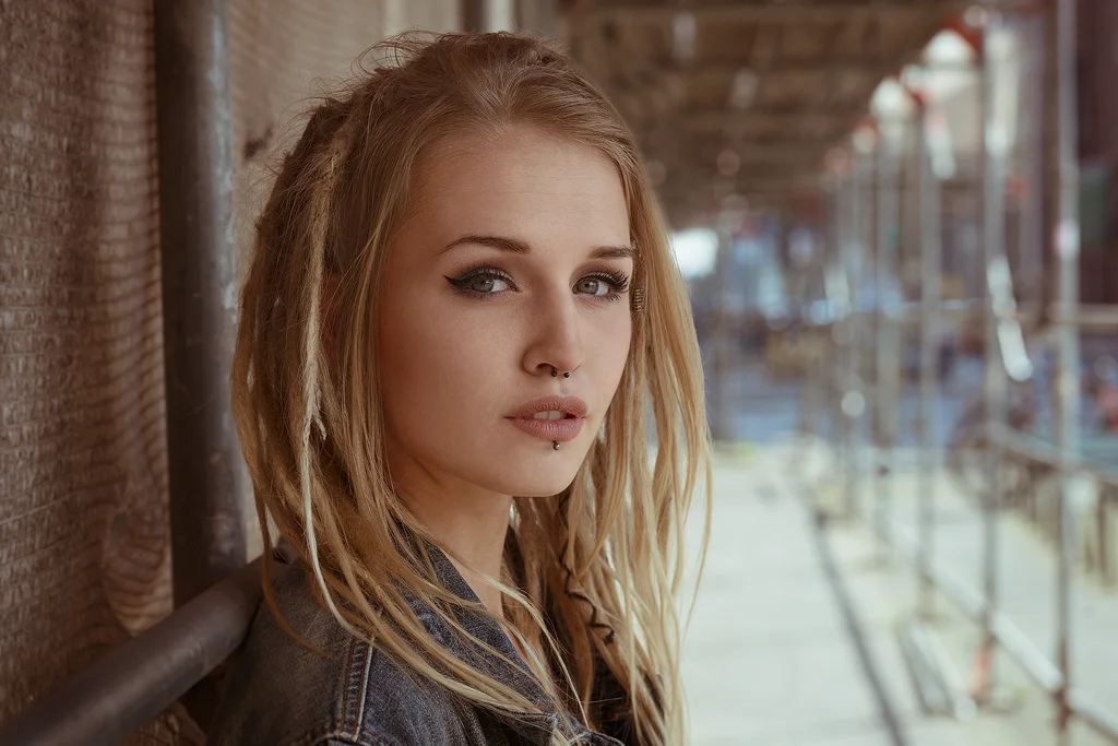 Urban Portrait — general photo by Deni Dedic, scored 8.2/10 by REVIEWR's AI critique