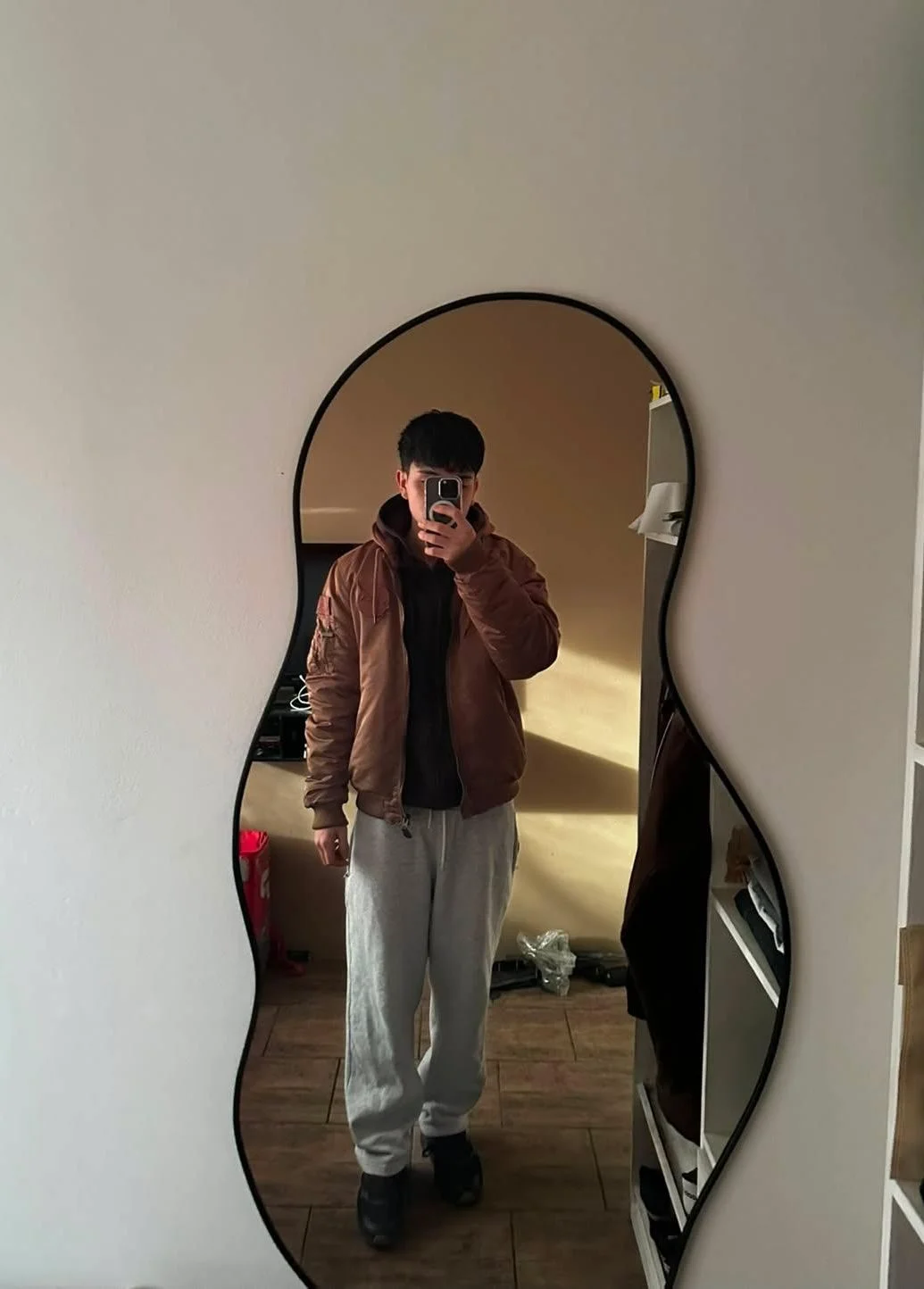 General photo by Faku, scored 6.2/10 by REVIEWR's AI critique
