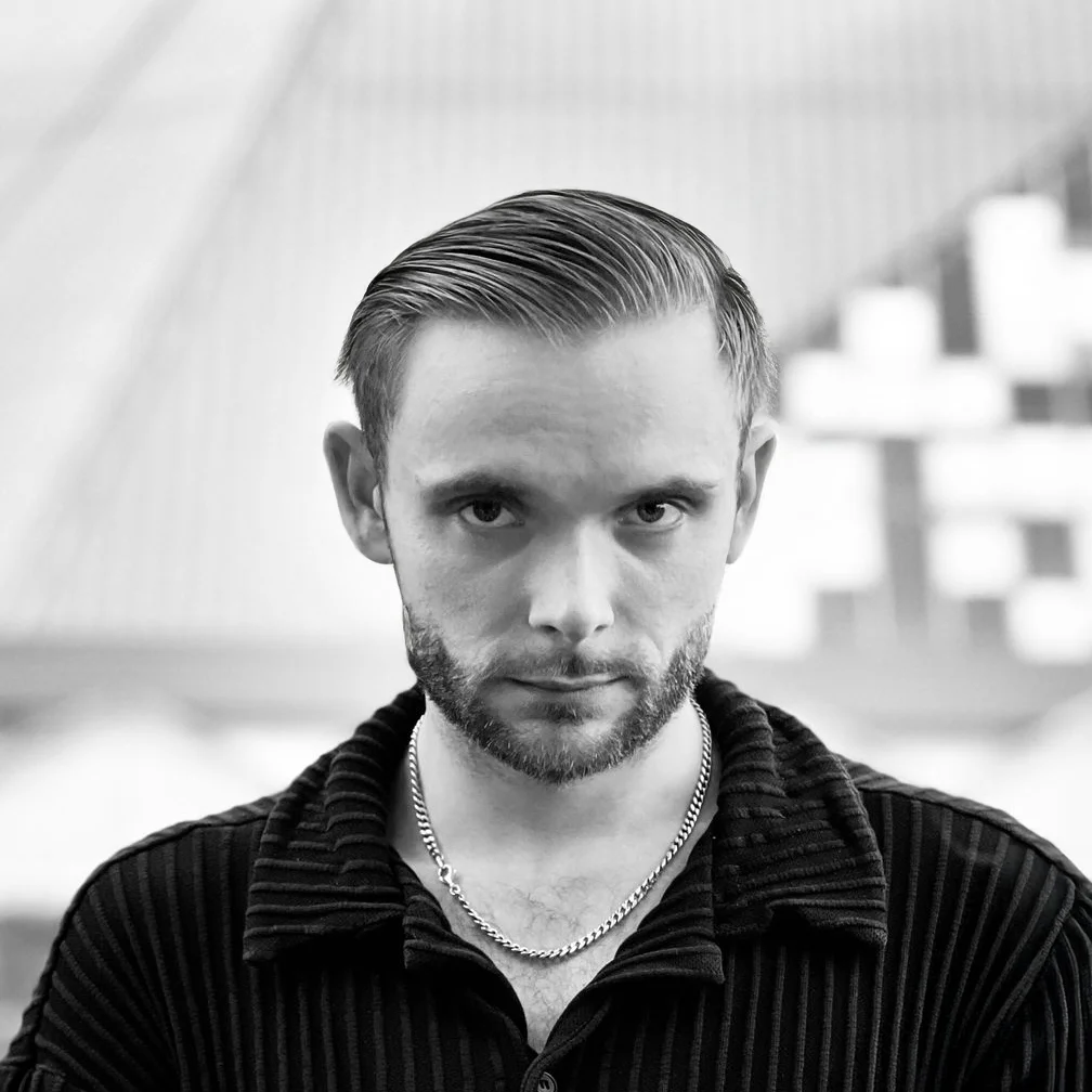 Just a Dude — portrait photo by Marvin Reichert, scored 8.2/10 by REVIEWR's AI critique