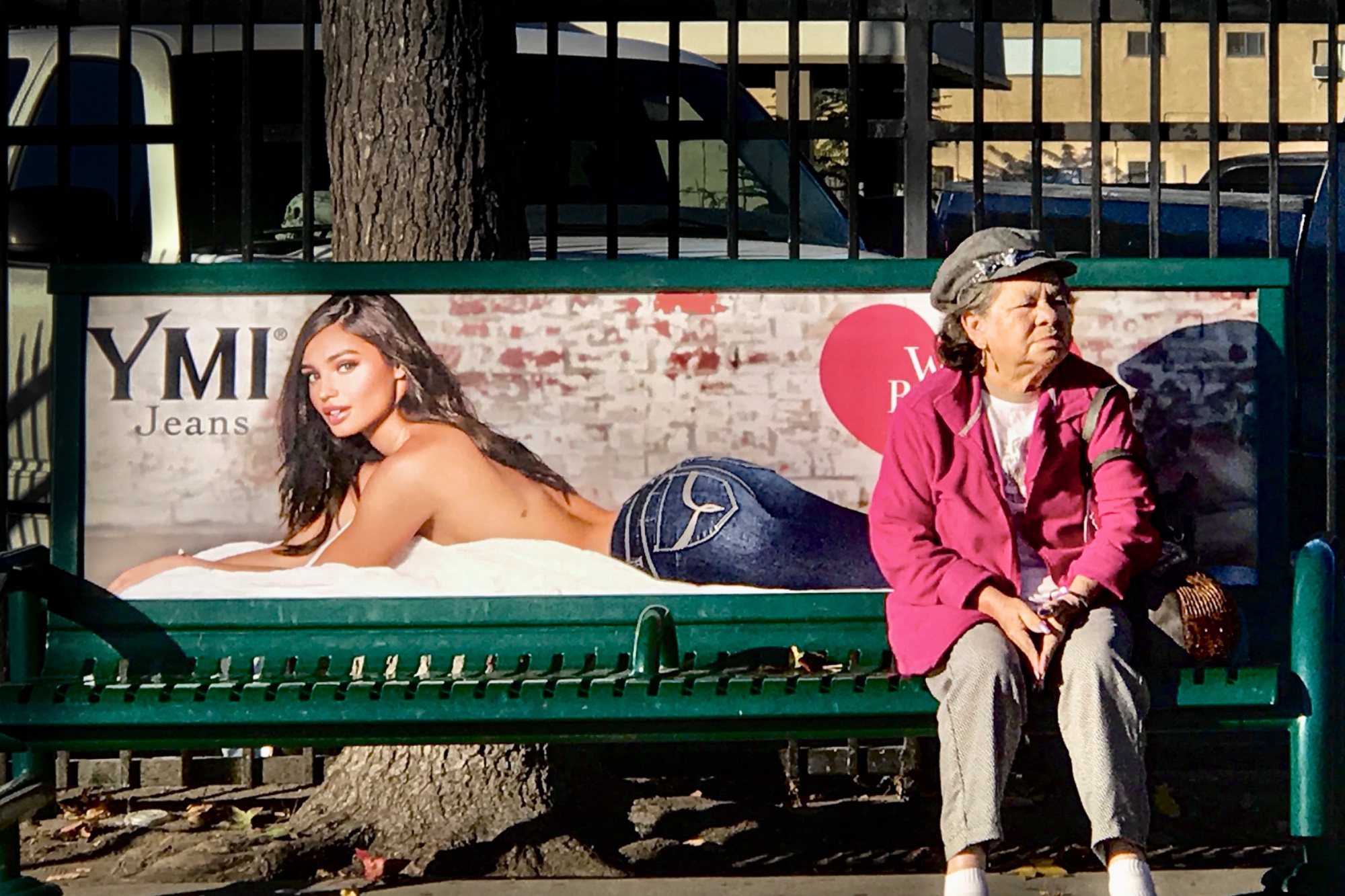 Bench Juxtaposition — street photo by Les Zackler, scored 7.5/10 by REVIEWR's AI critique