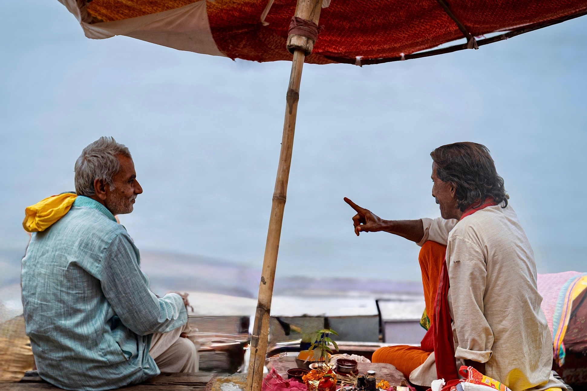 Under the Umbrella — documentary photo by Les Zackler, scored 7.7/10 by REVIEWR's AI critique